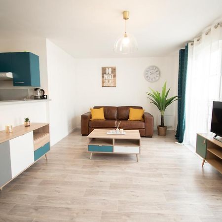Le Delicieux T2-42M2-Disney Serris Luaran gambar